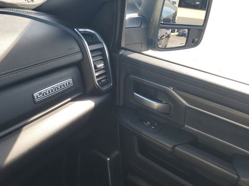 Used 2025 RAM 3500 Laramie w/ Night Edition image 27