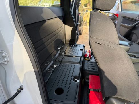 Used 2019 Ford Ranger XL w/ Equipment Group 101A Mid image 11