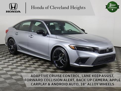 Used 2023 Honda Civic Sport image 1