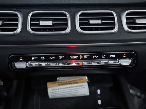 New 2026 Mercedes-Benz GLE 450 4MATIC image 19