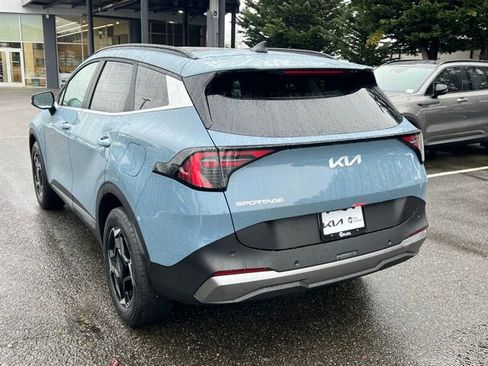 New 2026 Kia Sportage EX image 9