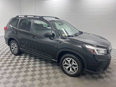 Used 2020 Subaru Forester Premium image 4