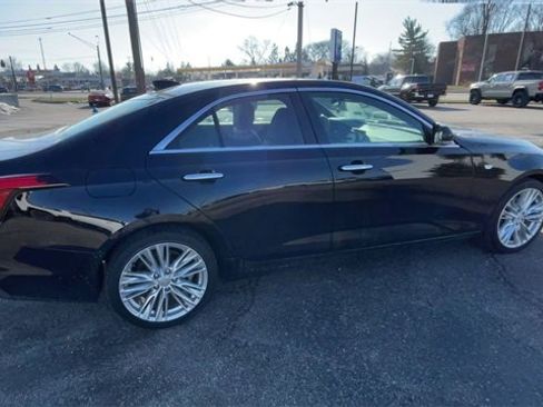 Used 2021 Cadillac CT4 Premium Luxury image 2
