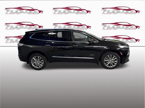 Used 2023 Buick Enclave Avenir AWD/4WD image 8