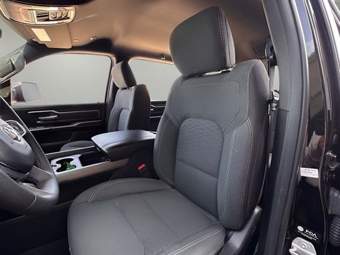 Used 2025 RAM 1500 Big Horn AWD/4WD image 22