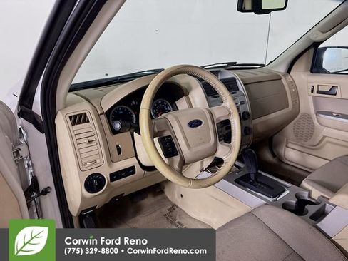 Used 2011 Ford Escape XLT w/ 202A Rapid Spec Order Code image 9