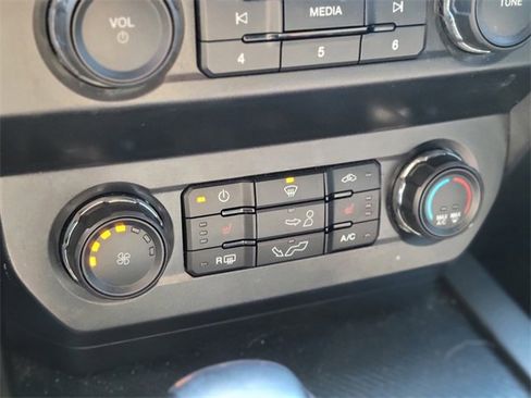 Used 2020 Ford F150 XLT w/ Equipment Group 302A Luxury image 28