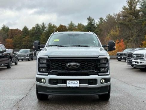 New 2026 Ford F250 Lariat w/ Black Appearance Package image 11