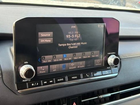 Used 2023 Mitsubishi Outlander ES FWD image 25
