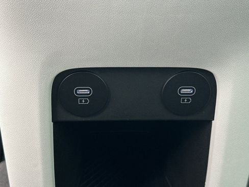 Used 2025 Hyundai Ioniq 5 Limited image 43