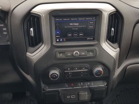 Used 2022 Chevrolet Silverado 2500 W/T image 13