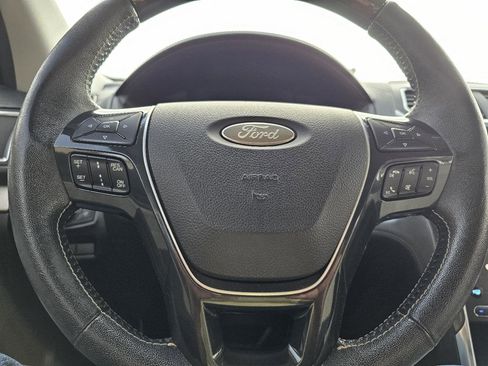 Used 2017 Ford Explorer Platinum AWD/4WD image 10