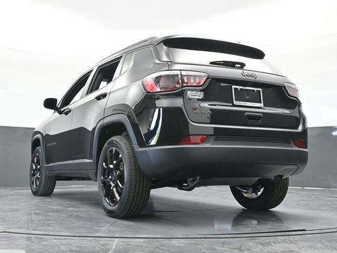 New 2026 Jeep Compass Latitude image 52