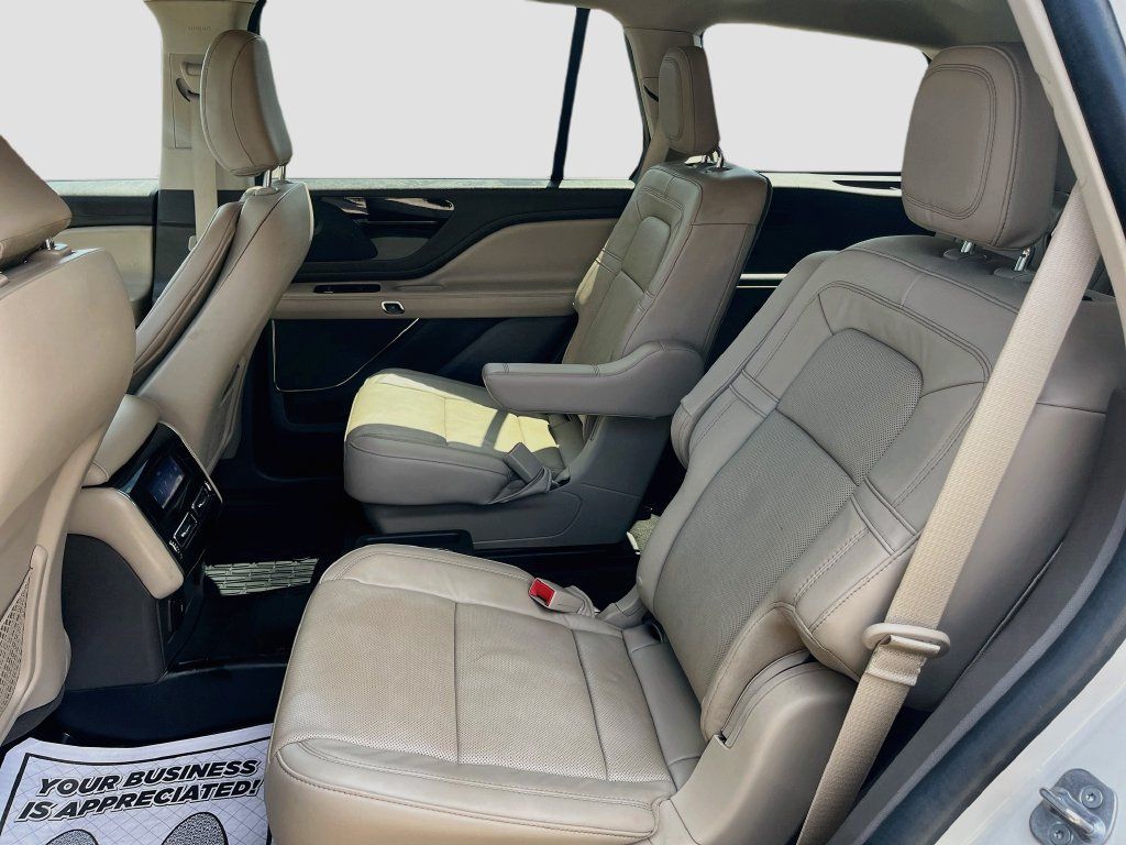 Used 2024 Lincoln Aviator Reserve w/ Equipment Group 201A RWD image 26