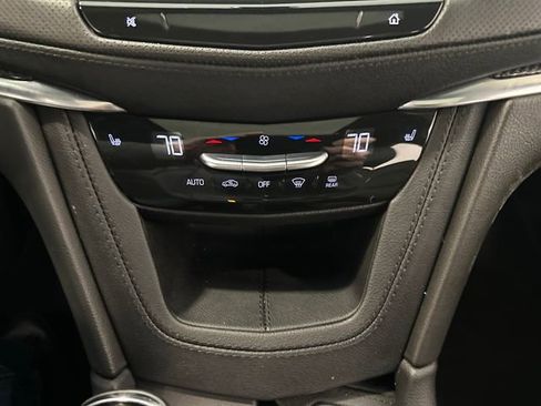 Used 2024 Cadillac XT5 Sportv w/ Technology Package image 20