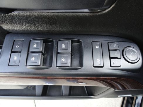 Used 2018 GMC Sierra 1500 SLT image 24