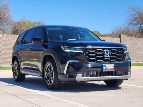 Certified 2025 Honda Pilot EX-L image 4