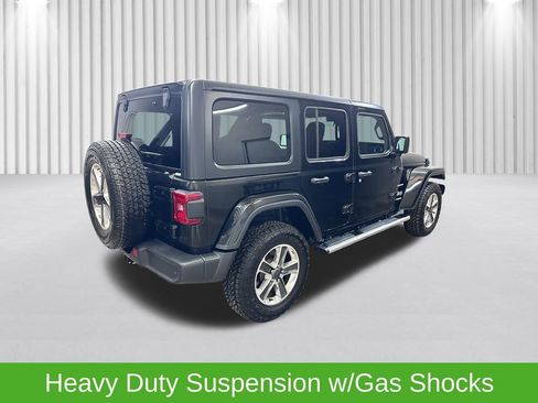 Certified 2022 Jeep Wrangler Unlimited Sahara w/ LED Lighting Group image 8