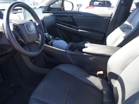 Used 2023 Toyota bZ4X Limited image 15