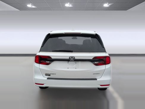 Used 2024 Honda Odyssey Sport image 10