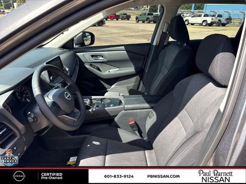 Certified 2026 Nissan Rogue SV FWD image 21