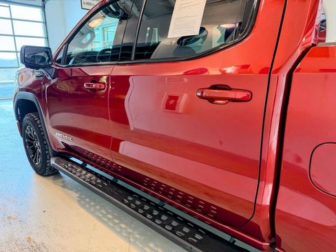 Used 2022 GMC Sierra 1500 AT4X image 14