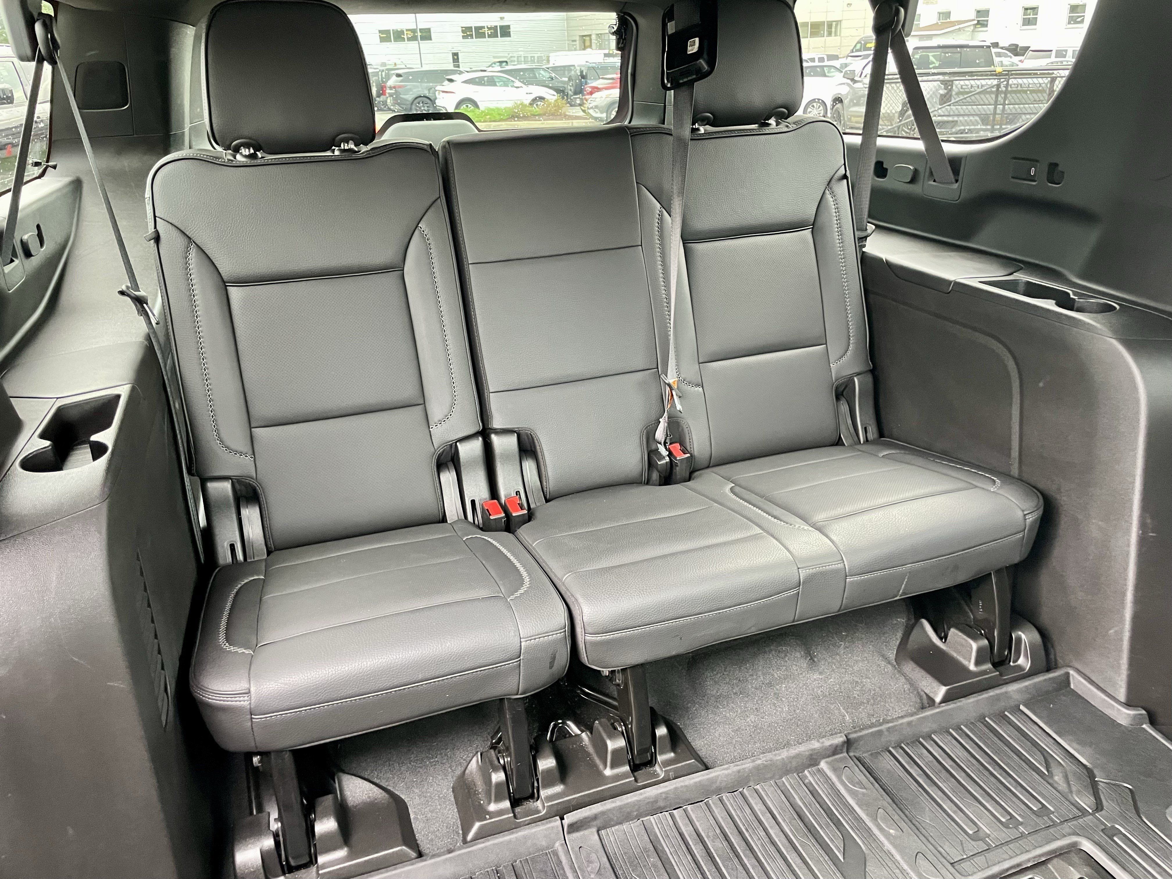 Used 2021 GMC Yukon XL Denali w/ Denali Ultimate Package AWD/4WD image 33