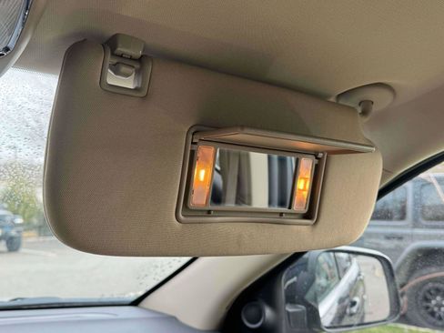 Used 2022 Jeep Grand Cherokee Laredo E w/ Security & Convenience Group image 30