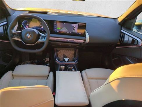 Certified 2025 BMW X3 xDrive30i w/ Premium Package AWD/4WD image 18