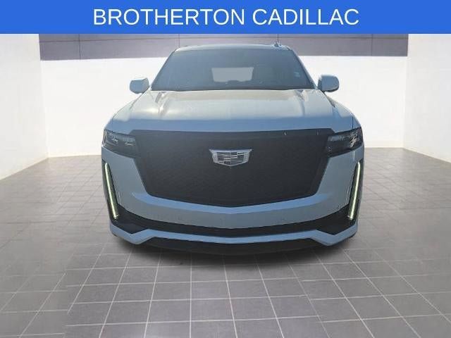 Used 2021 Cadillac Escalade Sport Platinum AWD/4WD image 2