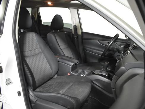 Used 2019 Nissan Rogue SV w/ Sun & Sound Touring Package AWD/4WD image 35