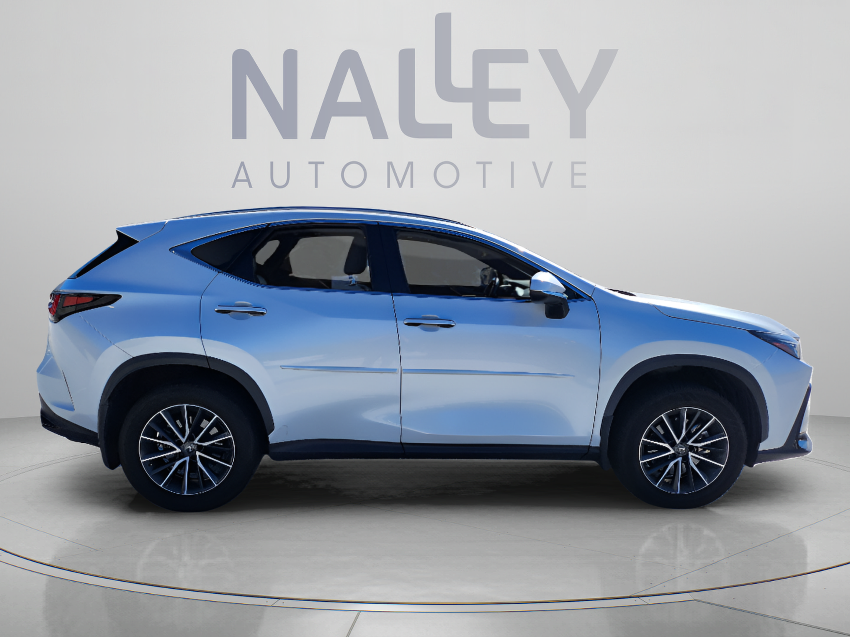 Used 2023 Lexus NX 250 FWD w/ Towing Package (2000 Lbs) image 5