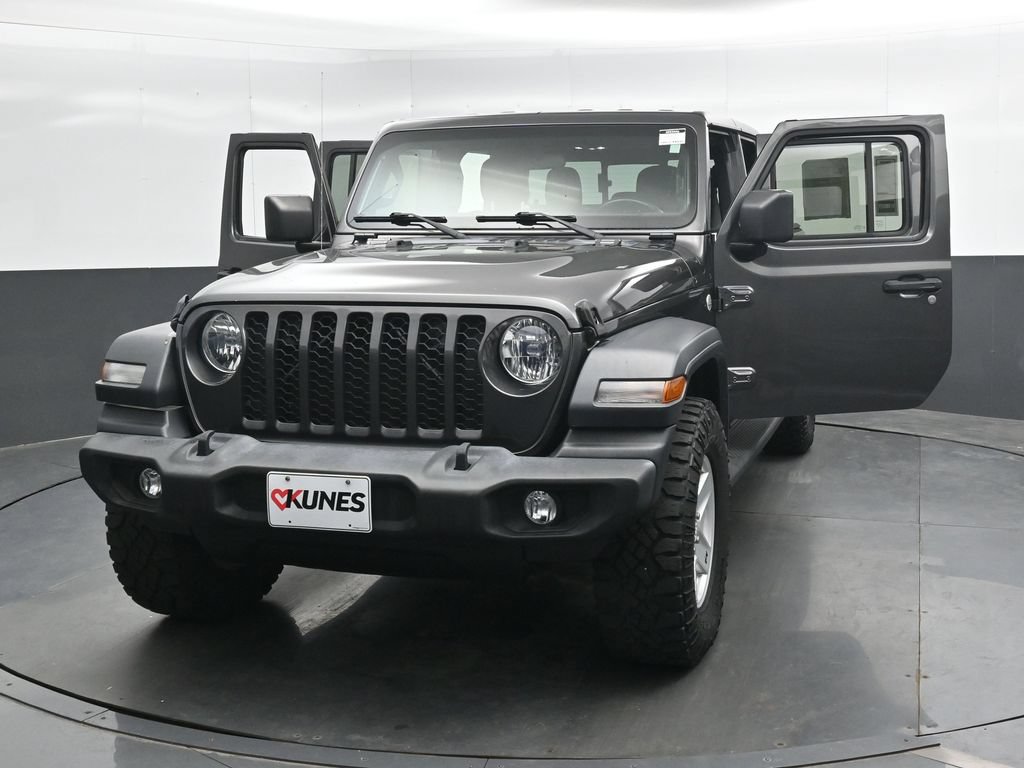 Used 2020 Jeep Gladiator Sport w/ Quick Order Package 24S AWD/4WD image 41