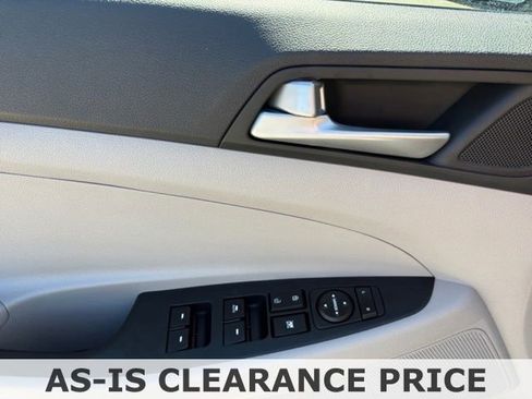 Used 2020 Hyundai Tucson Value AWD/4WD image 25