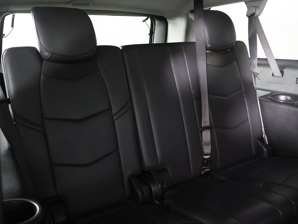 Used 2019 Cadillac Escalade ESV Premium Luxury w/ Escalade Sport Edition AWD/4WD image 33