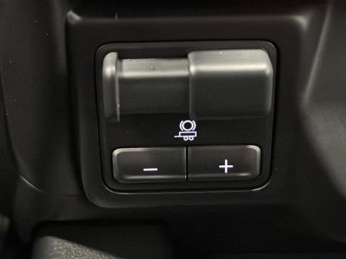 Used 2020 GMC Sierra 1500 AT4 w/ AT4 Premium Package AWD/4WD image 33