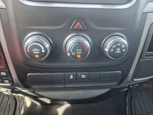 Used 2019 RAM 1500 Classic Tradesman AWD/4WD image 23