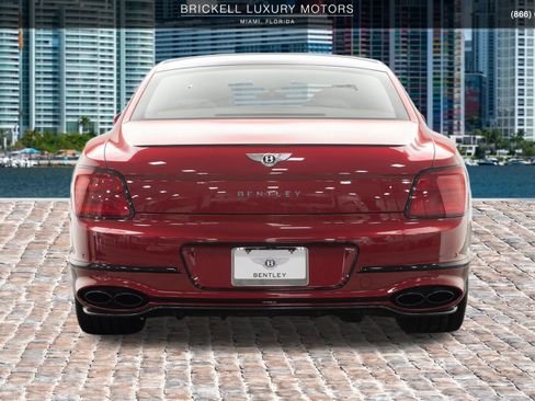 Used 2024 Bentley Flying Spur V8 AWD/4WD image 4