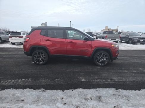 New 2026 Jeep Compass Limited AWD/4WD image 1