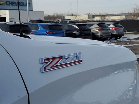 Used 2024 Chevrolet Silverado 1500 RST image 32