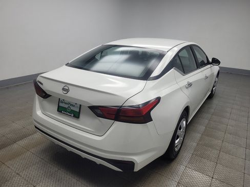 Used 2023 Nissan Altima 2.5 S FWD image 8
