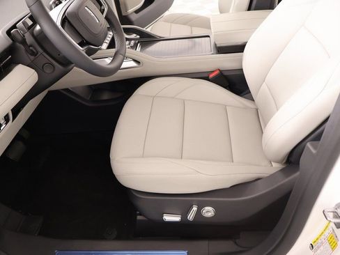 New 2026 Lincoln Nautilus Premier w/ Equipment Group 102A AWD/4WD image 11