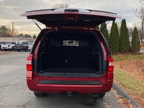 Certified 2017 Ford Expedition EL Platinum image 9