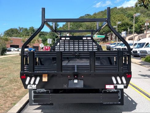 Used 2019 Ford E-450 and Econoline 450 Super Duty w/ Power Windows & Locks Group image 3