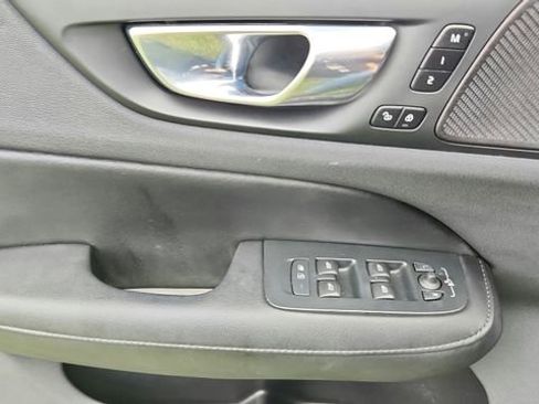 Used 2023 Volvo S60 T8 Plus AWD/4WD image 20