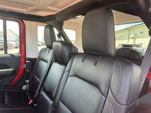 Used 2024 Jeep Wrangler Unlimited Sahara w/ Safety Group AWD/4WD image 23
