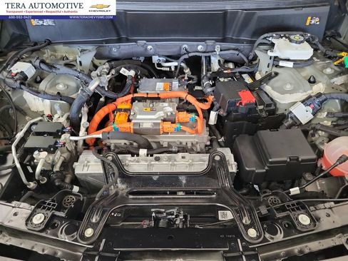 Certified 2026 Cadillac Vistiq Platinum w/ LPO, Floor Liner Package AWD/4WD image 26