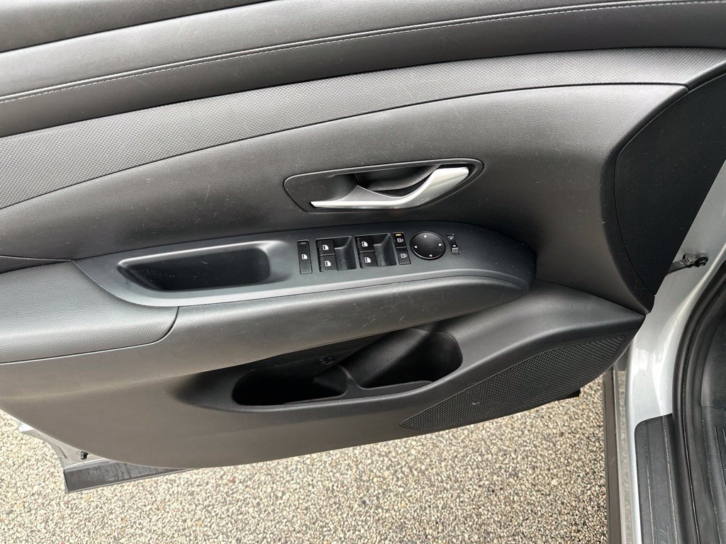 Used 2025 Hyundai Tucson SEL AWD/4WD image 23