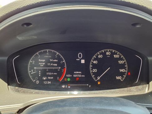 Used 2024 Honda Civic Sport image 9