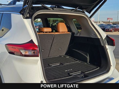 New 2026 Nissan Rogue Platinum image 28